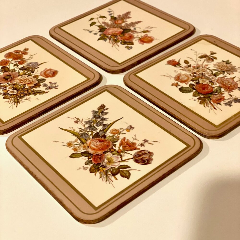Set of 4 Vintage Floral Coasters with Cork‎ Backing, Made in England - Picture 8 of 8